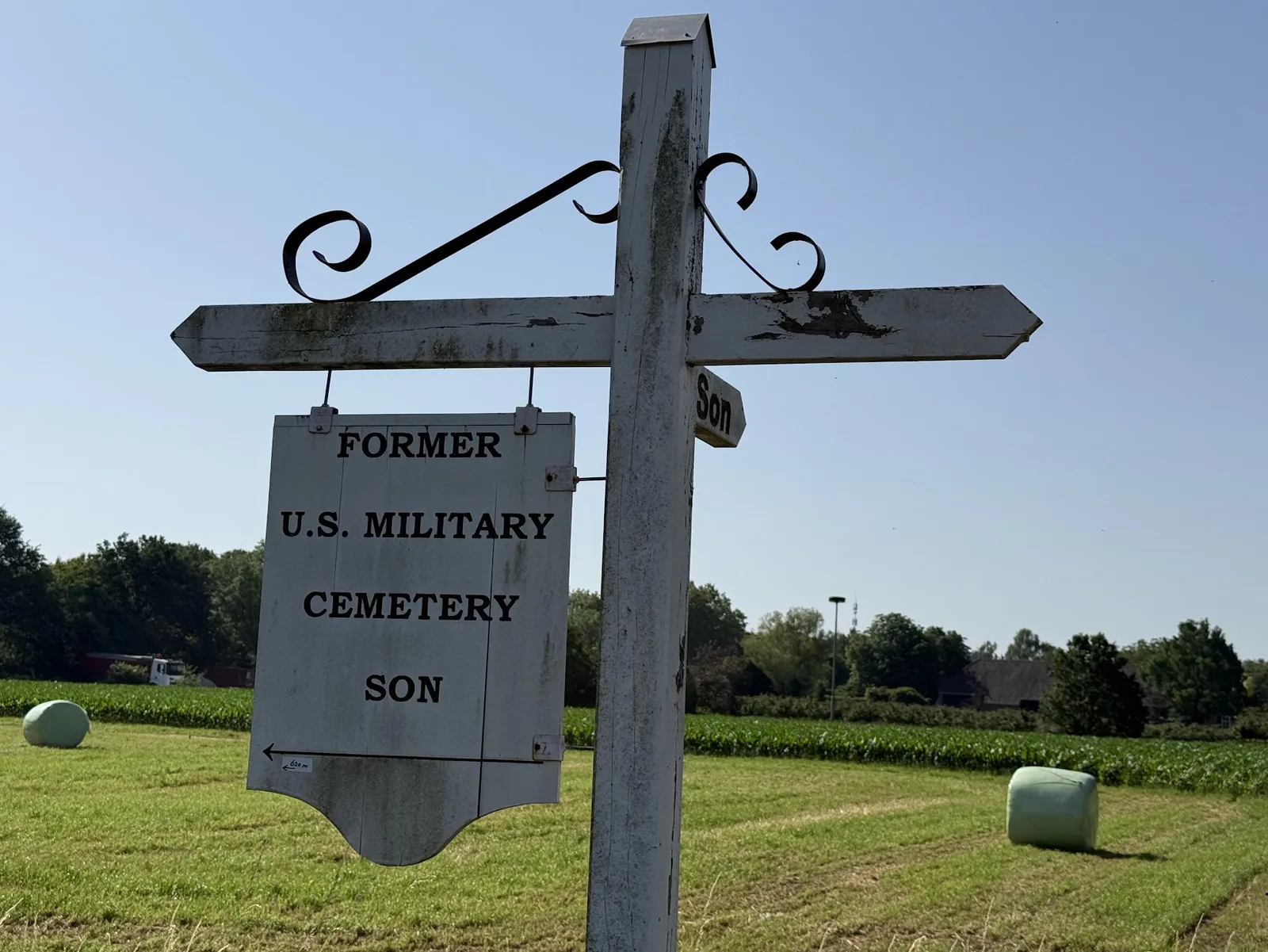Temporary American Cemetery at Son